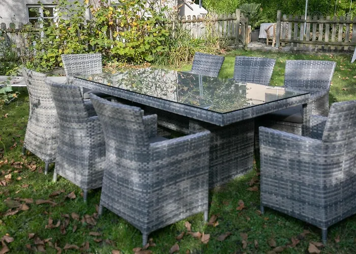 Family Wellhouse Green Garden Direct In Salzburg, Sunny Big Garden, Up To 16 Pax, Bikes For Free, Bbq, Sunbeds, Parking For Free, 15 Min Sound Of Music